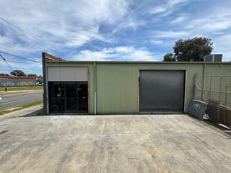 Factory, Warehouse & Industrial commercial property leased at 1/1 Barry Street Bayswater VIC 3153