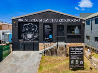 Showrooms / Bulky Goods commercial property leased at 5/15-17 West Street Brookvale NSW 2100 Showrooms / Bulky Goods commercial property leased at 5/15-17 West Street Brookvale NSW 2100