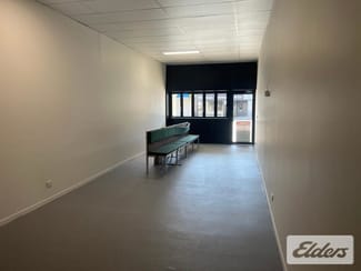 Shop & Retail commercial property leased at 305 Logan Road Stones Corner QLD 4120