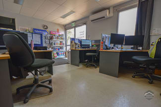 Factory, Warehouse & Industrial commercial property leased at 1/3 Sandhill Street Wedgefield WA 6721