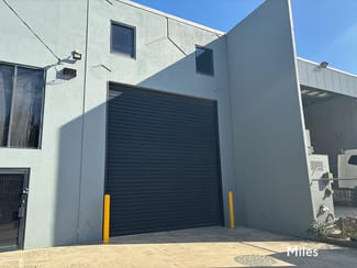 Factory, Warehouse & Industrial commercial property leased at 21 Pelmet Crescent Thomastown VIC 3074 Factory, Warehouse & Industrial commercial property leased at 21 Pelmet Crescent Thomastown VIC 3074