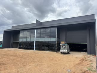 Factory, Warehouse & Industrial commercial property for lease at 11 Watervale Drive Green Fields SA 5107
