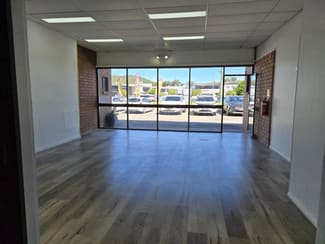 Factory, Warehouse & Industrial commercial property leased at Unit 2/305 Manns Road West Gosford NSW 2250 Factory, Warehouse & Industrial commercial property leased at Unit 2/305 Manns Road West Gosford NSW 2250