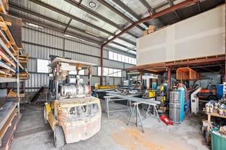 Factory, Warehouse & Industrial commercial property leased at 10 Quindus Street Beenleigh QLD 4207