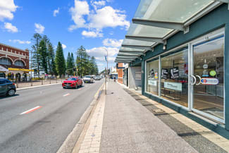 Showrooms / Bulky Goods commercial property leased at 15/1125 Pittwater Road Collaroy NSW 2097