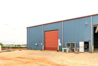 Showrooms / Bulky Goods commercial property leased at Shed 5/98 Buckland Street Harristown QLD 4350 Showrooms / Bulky Goods commercial property leased at Shed 5/98 Buckland Street Harristown QLD 4350