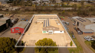 Factory, Warehouse & Industrial commercial property for lease at 318-320 Anzac Avenue Harristown QLD 4350 Factory, Warehouse & Industrial commercial property for lease at 318-320 Anzac Avenue Harristown QLD 4350