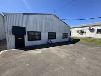 Factory, Warehouse & Industrial commercial property leased at Peakhurst NSW 2210