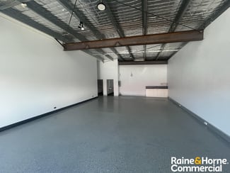 Shop & Retail commercial property leased at 2/67 Gladstone Street Fyshwick ACT 2609 Shop & Retail commercial property leased at 2/67 Gladstone Street Fyshwick ACT 2609
