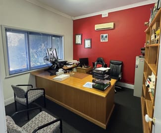 Offices commercial property for lease at 17 King William Street Bayswater WA 6053