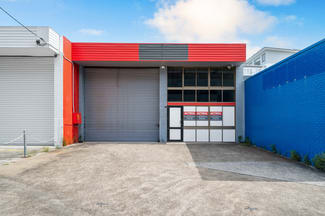 Showrooms / Bulky Goods commercial property for lease at 25 Glenelg Street South Brisbane QLD 4101 Showrooms / Bulky Goods commercial property for lease at 25 Glenelg Street South Brisbane QLD 4101