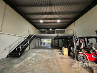 Factory, Warehouse & Industrial commercial property for lease at Unit 3/60 Machinery Street Darra QLD 4076 Factory, Warehouse & Industrial commercial property for lease at Unit 3/60 Machinery Street Darra QLD 4076