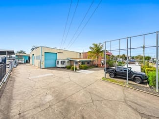 Factory, Warehouse & Industrial commercial property for lease at 1/43 Suscatand Street Rocklea QLD 4106