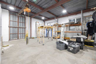 Factory, Warehouse & Industrial commercial property for lease at 80 Garden Street North Narrabeen NSW 2101 Factory, Warehouse & Industrial commercial property for lease at 80 Garden Street North Narrabeen NSW 2101