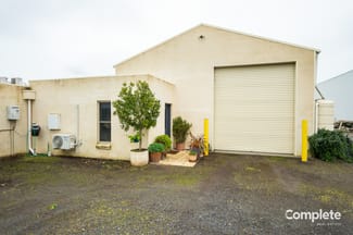 Showrooms / Bulky Goods commercial property for lease at 16 BLACKWOOD STREET Mount Gambier SA 5290 Showrooms / Bulky Goods commercial property for lease at 16 BLACKWOOD STREET Mount Gambier SA 5290