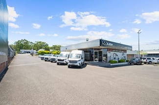 Factory, Warehouse & Industrial commercial property sold at 3362 Pacific Highway Springwood QLD 4127