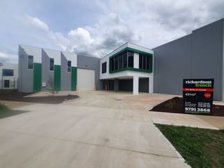 Factory, Warehouse & Industrial commercial property sold at 3/12 Sharnet Circuit Pakenham VIC 3810