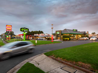 Shop & Retail commercial property sold at 597 Dorset Road Bayswater North VIC 3153