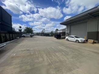 Factory, Warehouse & Industrial commercial property sold at 803-805 Greenwattle Street Glenvale QLD 4350
