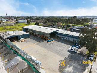 Showrooms / Bulky Goods commercial property for sale at 233 South Gippsland Highway Cranbourne VIC 3977