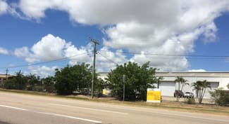 Factory, Warehouse & Industrial commercial property leased at 2/760 Ingham Road Mount Louisa QLD 4814