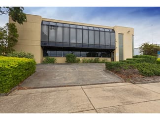 Factory, Warehouse & Industrial commercial property leased at 23-25 Cleeland Road Oakleigh VIC 3166