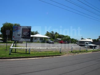 Hotel, Motel, Pub & Leisure commercial property sold at 177 Musgrave Street Berserker QLD 4701
