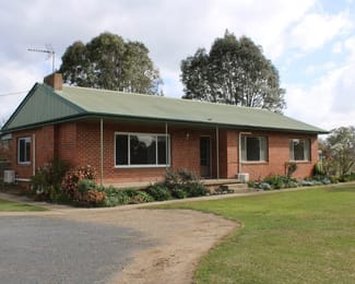 Rural / Farming commercial property sold at 146 Bombowlee Avenue Tumut NSW 2720 Rural / Farming commercial property sold at 146 Bombowlee Avenue Tumut NSW 2720