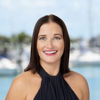 Claudia Woods