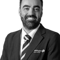 Julian McIvor