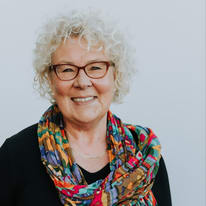 Lindy Burton