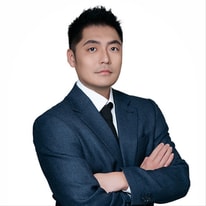 Raz Zhang