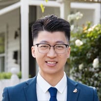 Ya Fei Dong