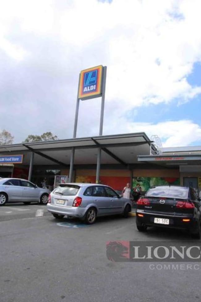 Oxley QLD 4075