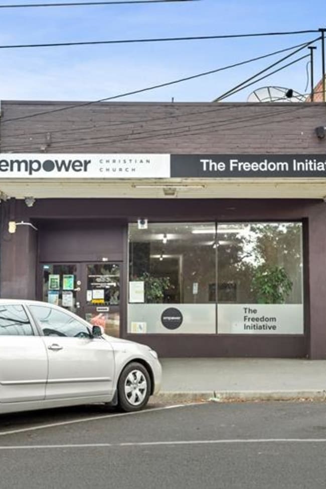 98 Railway Avenue Ringwood East VIC 3135