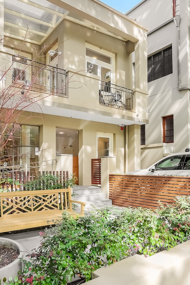 8 Cooper Street Double Bay NSW 2028