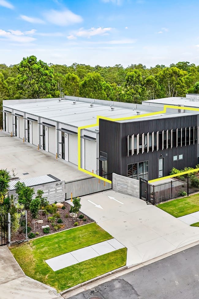 unit 1/35 Cerina Circuit Jimboomba QLD 4280 unit 1/35 Cerina Circuit Jimboomba QLD 4280