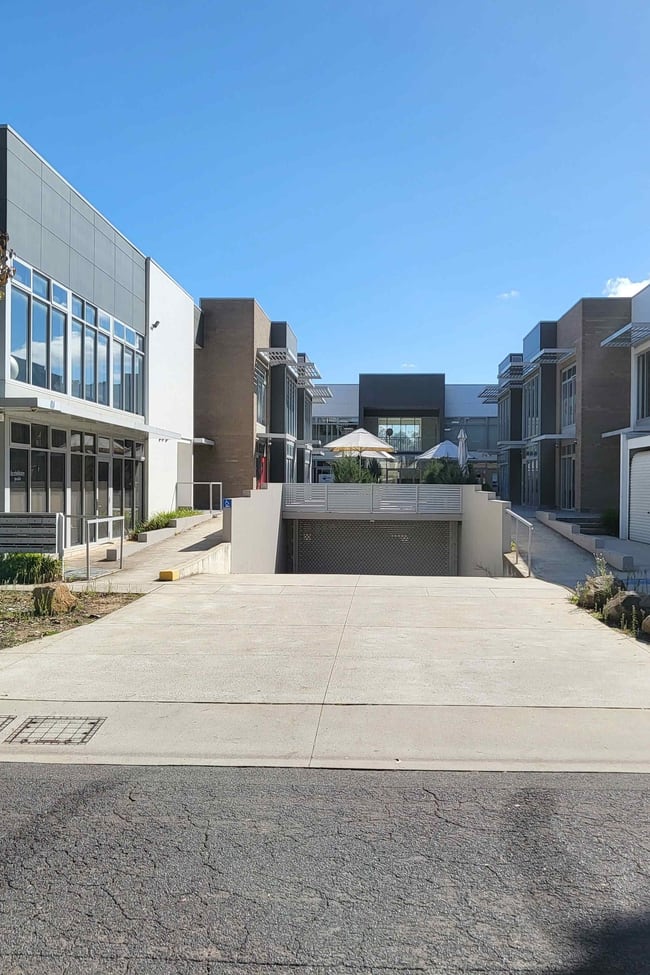 5/27 Yallourn St Fyshwick ACT 2609