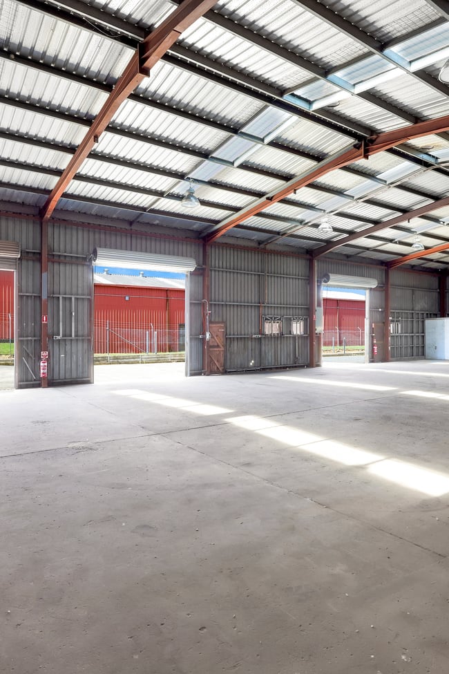 62 Railway Street Bomaderry NSW 2541