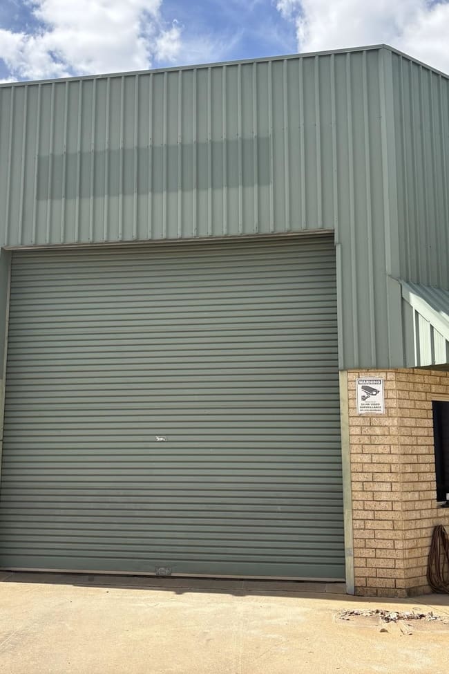 Unit 2/35 Gillam Drive Kelmscott WA 6111 Unit 2/35 Gillam Drive Kelmscott WA 6111