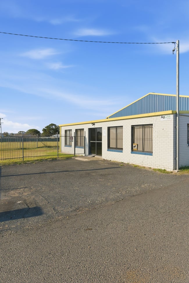 176 Bridge Street Uralla NSW 2358