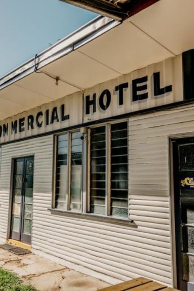 Freehold Hotel/3 Pheasant Creek Rd Wowan QLD 4702