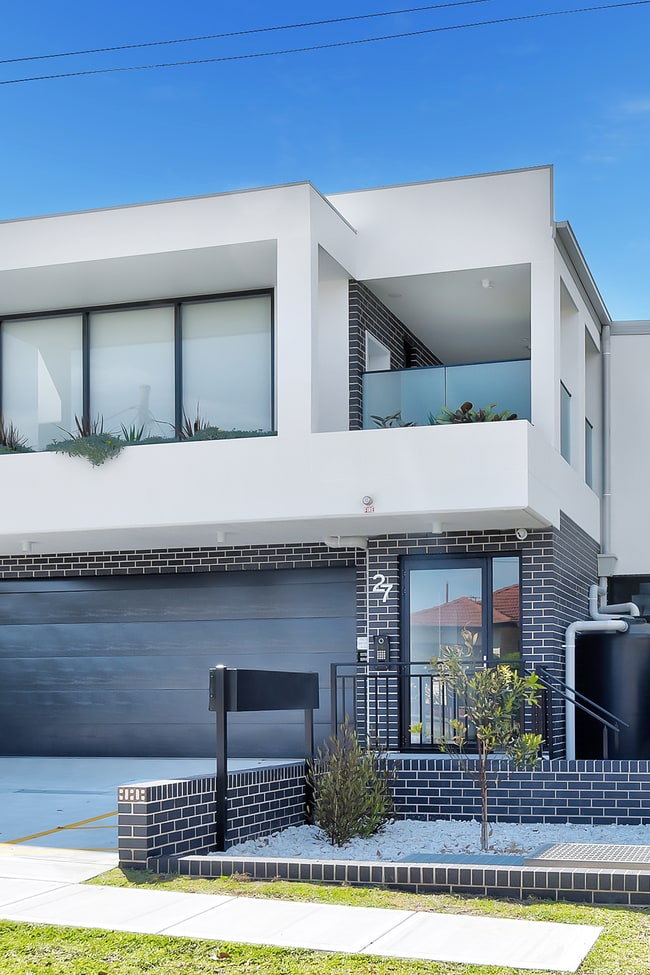 27 Allison Road Guildford NSW 2161