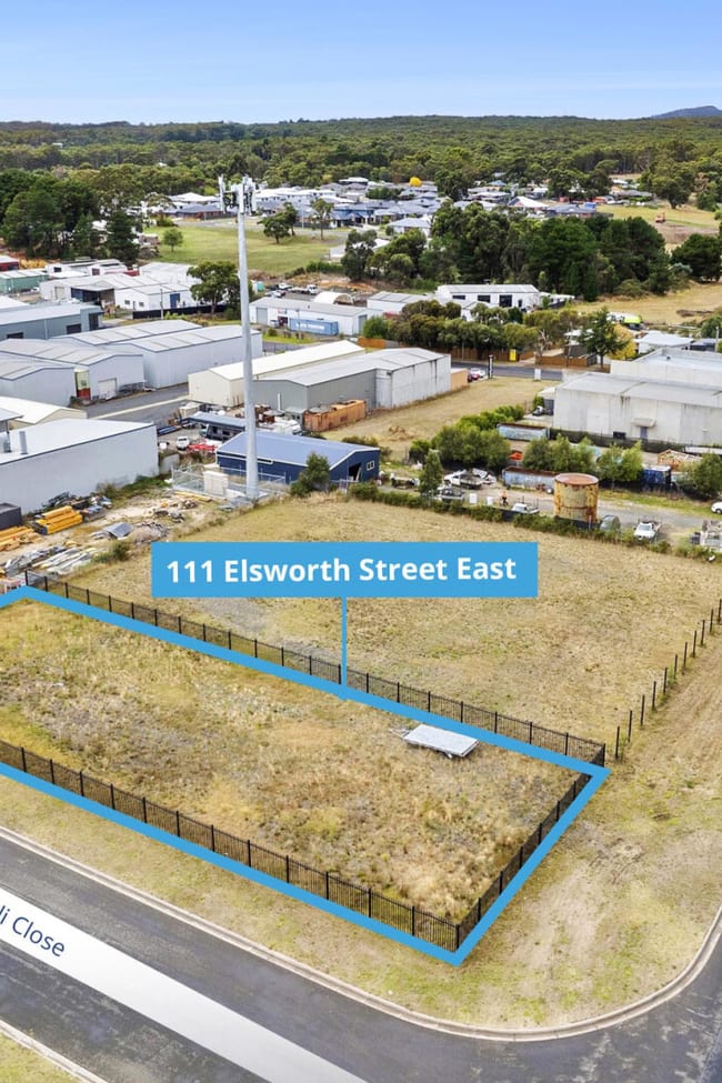 111 Elsworth Street East Canadian VIC 3350