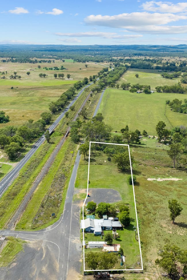Lot 2 Cunningham Highway Oman Ama QLD 4352