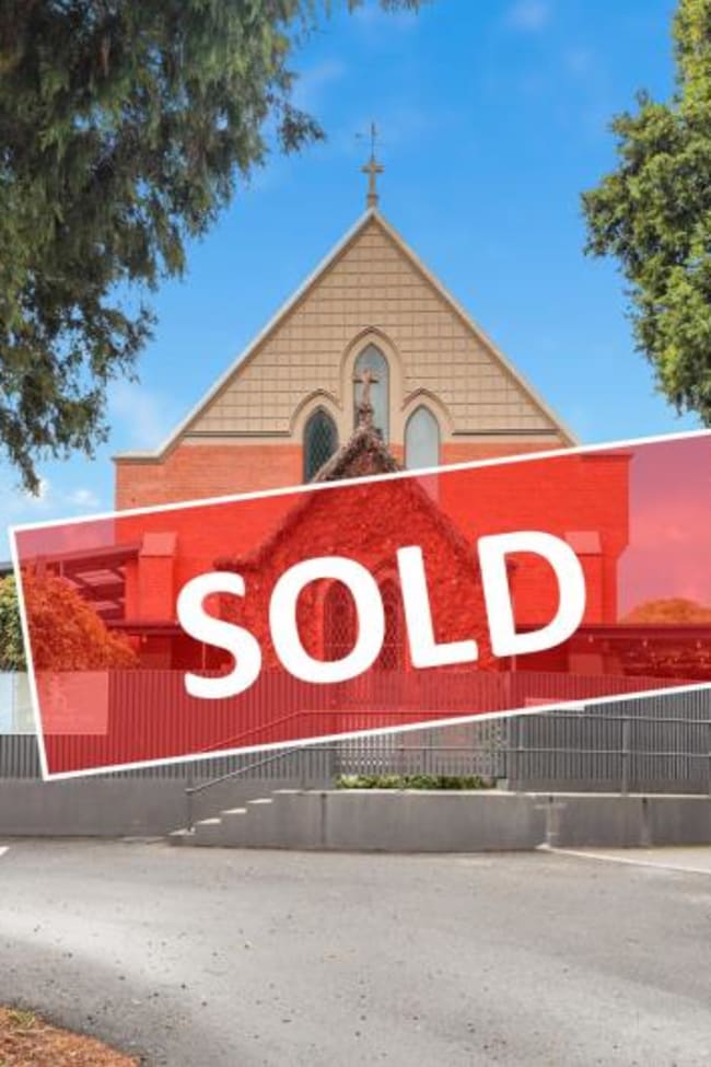 150-156 South Gippsland Highway Cranbourne VIC 3977