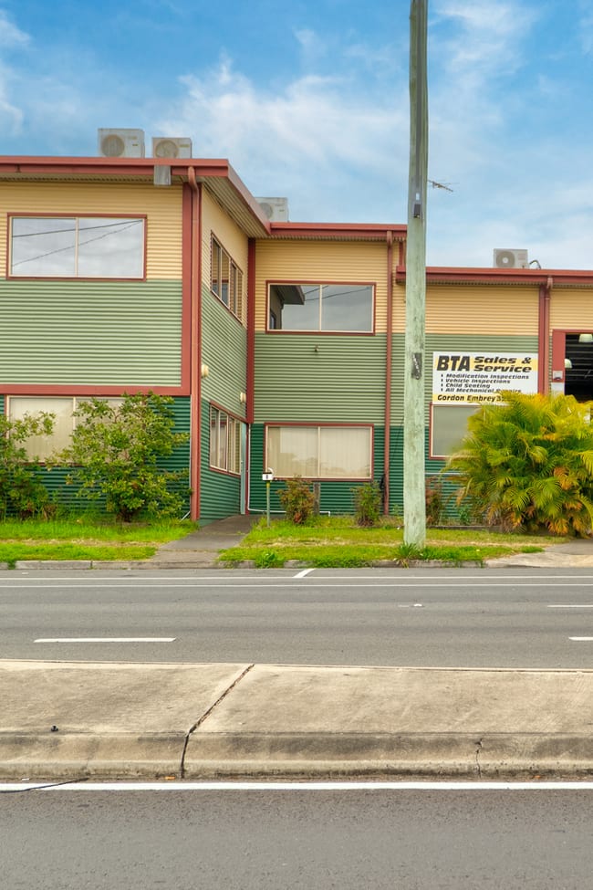 8-10 Lowry Street North Ipswich QLD 4305