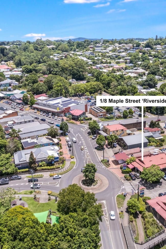 1/8 Maple Street 'Riverside Centre' Maleny QLD 4552