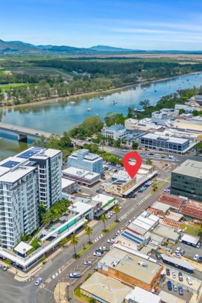 WHOLE OF PROPERTY/21 East Street Rockhampton City QLD 4700