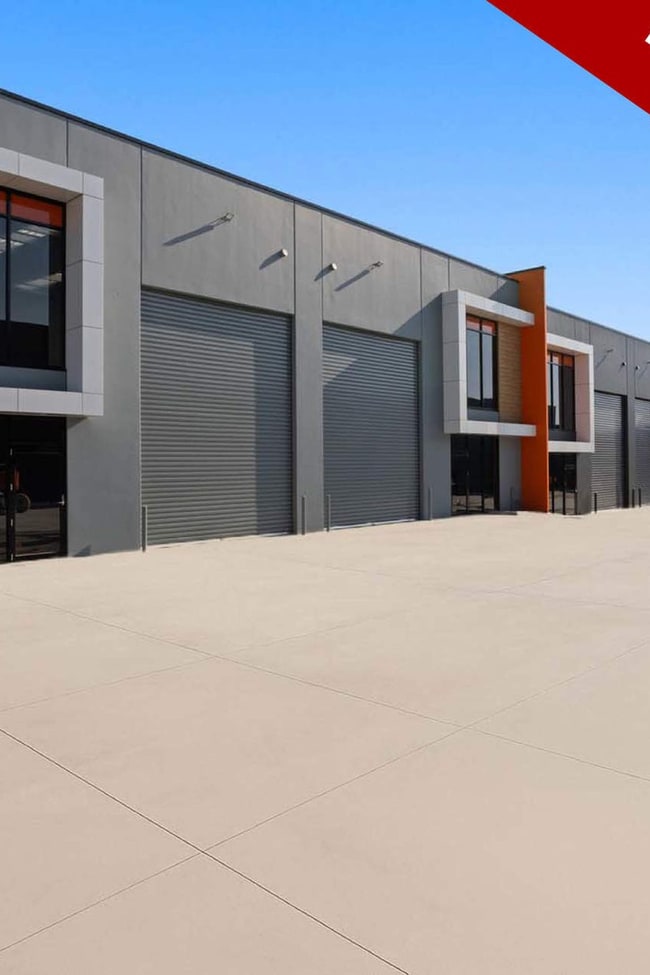 8/30 Faraday Boulevard Cranbourne West VIC 3977